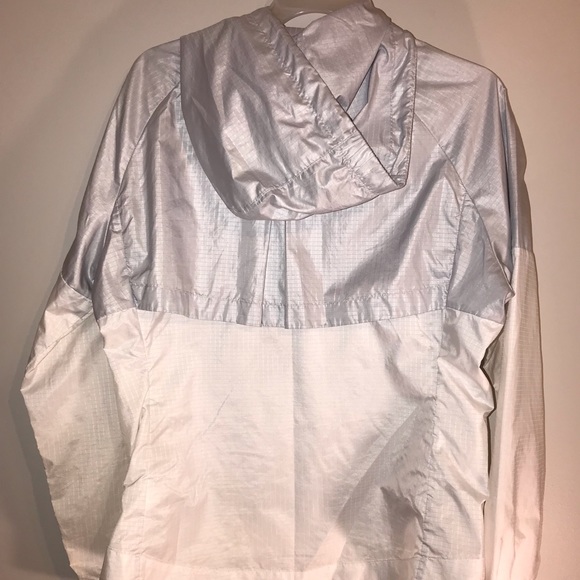 Nike Windbreaker - Picture 2 of 5